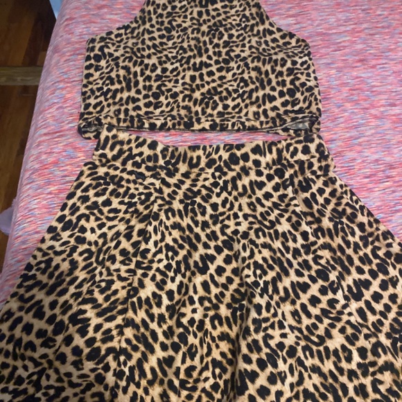 “Pink”Leopard two piece - Picture 3 of 3